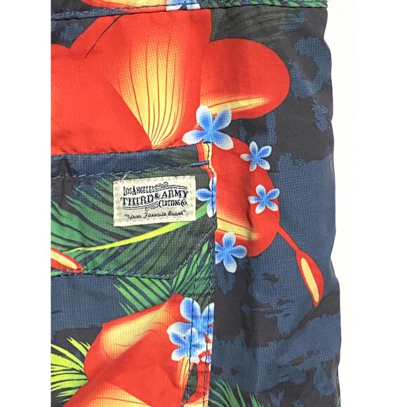Third & Army Board Shorts Mens 32 Floral Tropical Hawaiian Beach Cruise Vacation - Picture 5 of 9
